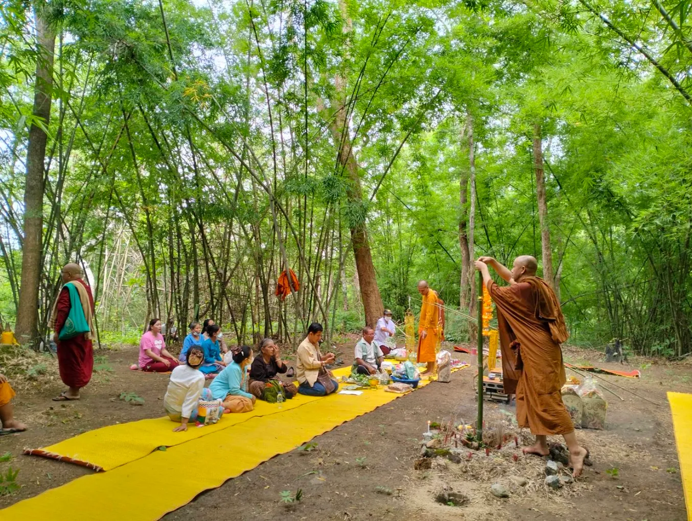 ขอเชิญร่วมทำบุญทอดกฐินสามัคคี สำนังสงฆ์สันคูเวียง