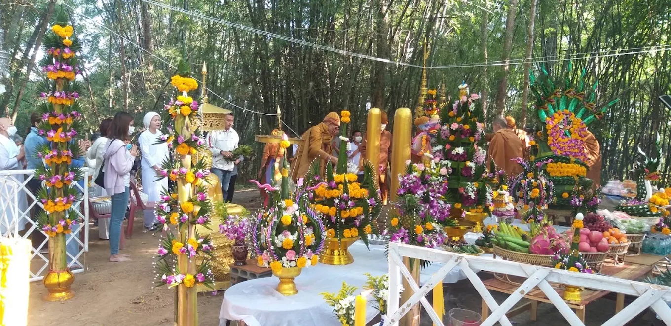 ขอเชิญร่วมทำบุญทอดกฐินสามัคคี สำนังสงฆ์สันคูเวียง